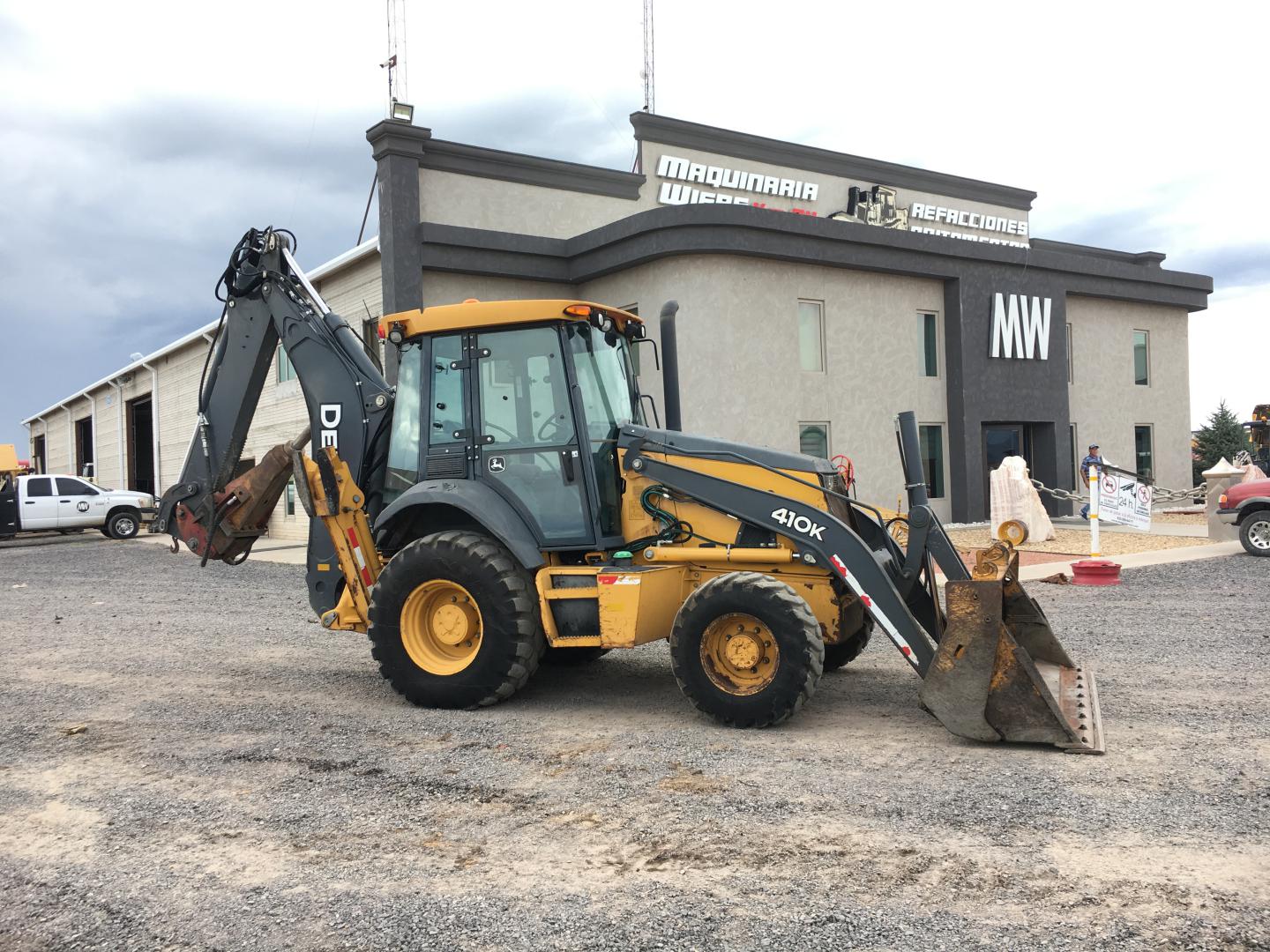 ./imagenes/INVOICE/2019/16902/RETROEXCAVADORA 410K (1).JPG